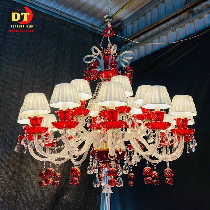Đèn chùm phale đỏ chao vải trắng 24 tay phòng khách cao cấp DQM