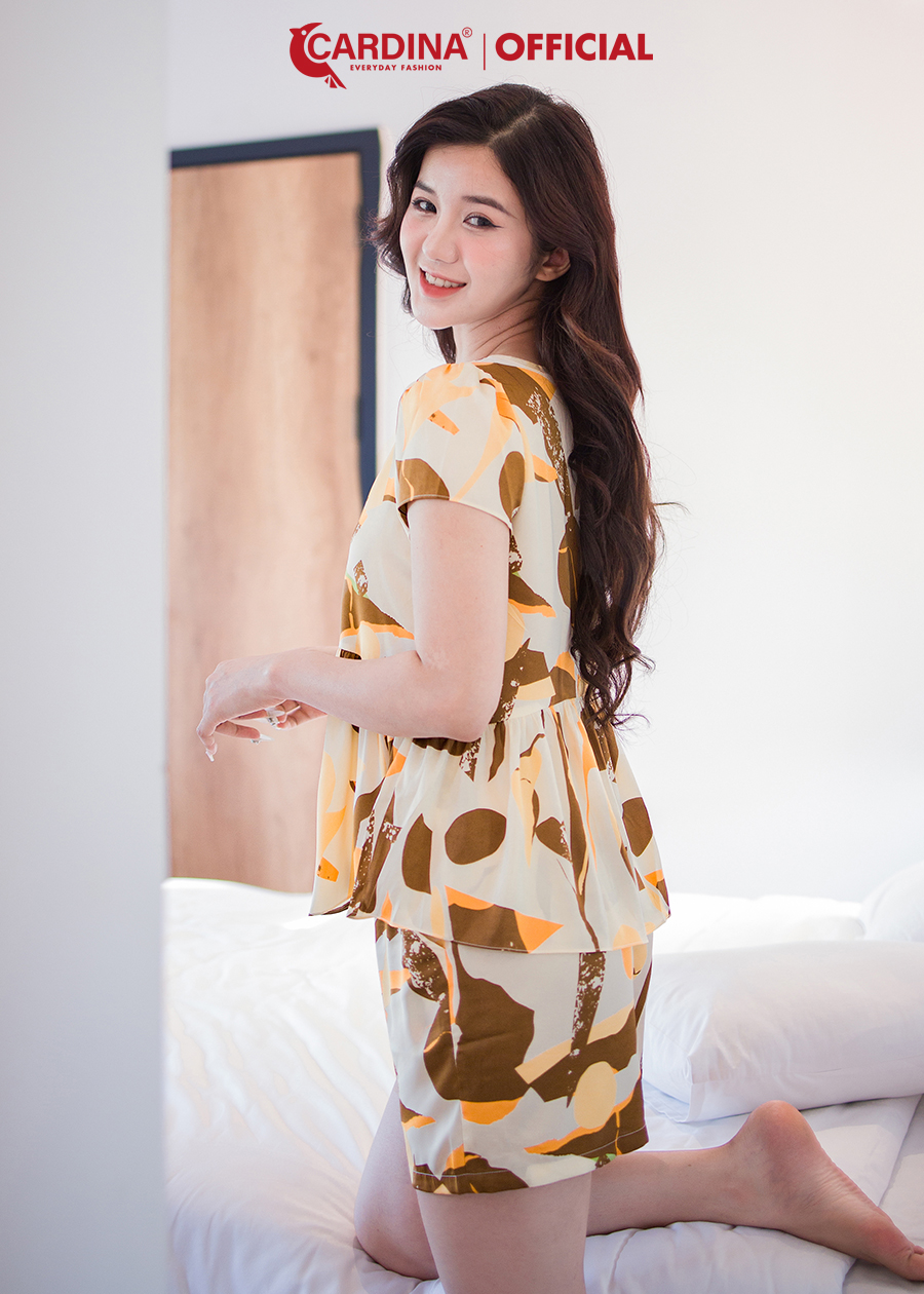 Đồ Bộ Nữ CARDINA Chất Lụa Satin Cao Cấp Cổ V Áo Cộc Tay Quần Đùi Nhún Eo Nữ Tính 3SF02