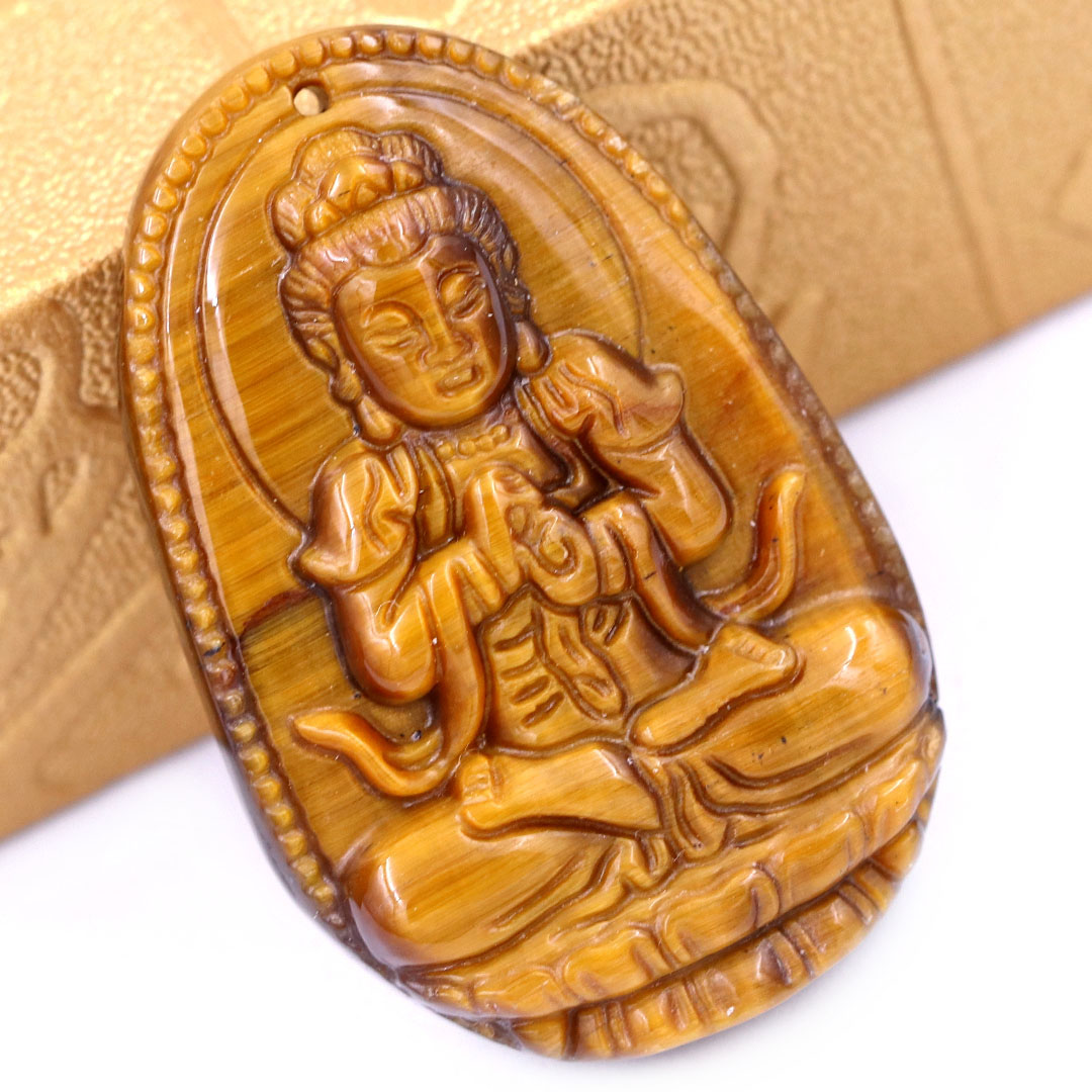 Mặt Phật Đại nhật như lai đá mắt hổ 3.6 cm kèm móc và vòng cổ dây cao su nâu, Mặt Phật bản mệnh