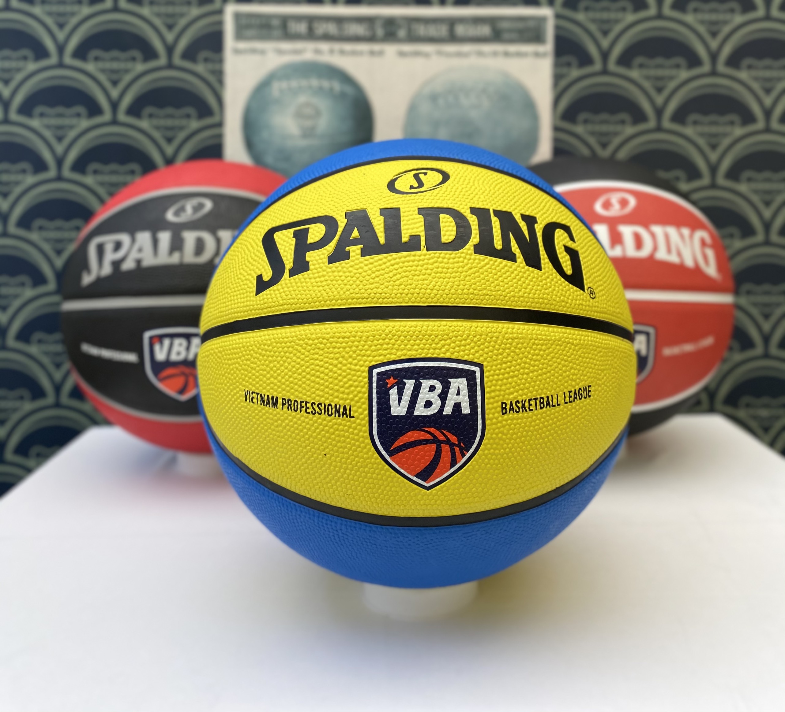 Bóng rổ Spalding HOCHIMINH CITY WINGS VBA (2021) size7 cao su Giải bóng rổ các câu lạc bộ chuyên nghiệp Việt Nam