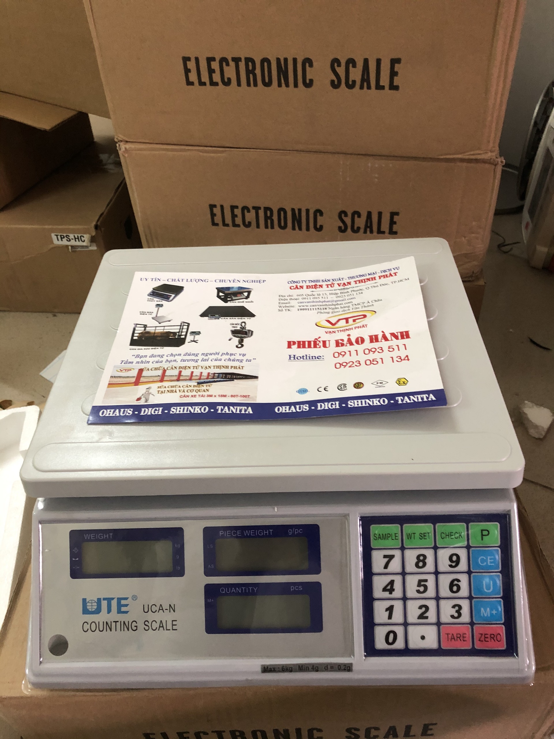 Cân Điện Tử UCA-N 15 KG