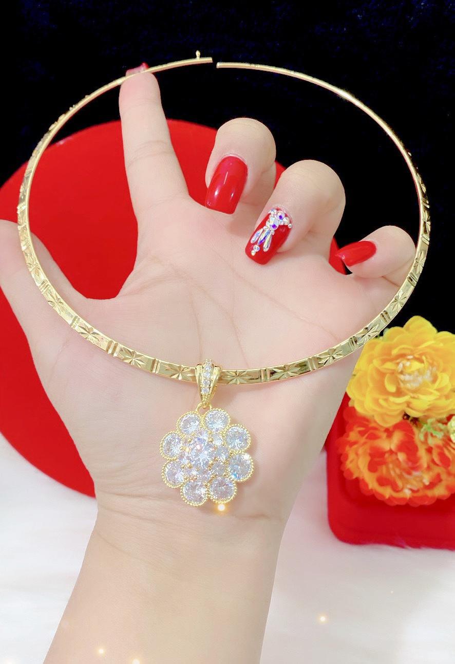 Kiềng cổ mặt xoàn mạ 18k cao cấp E562