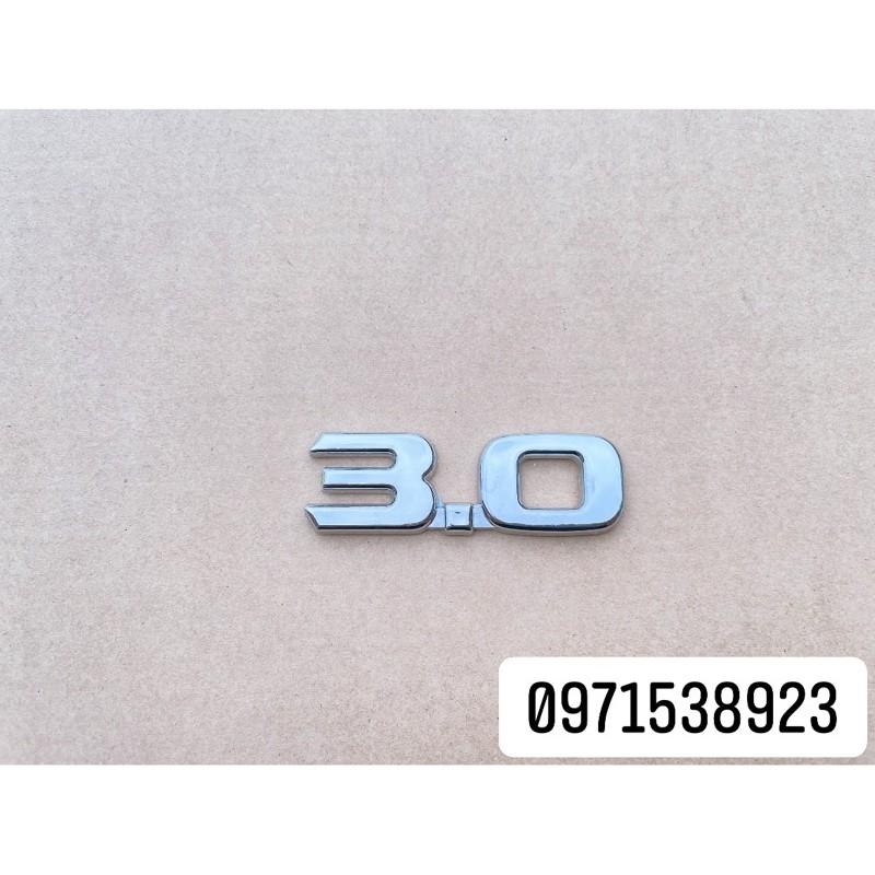 Logo chữ 3.0 dán thân xe