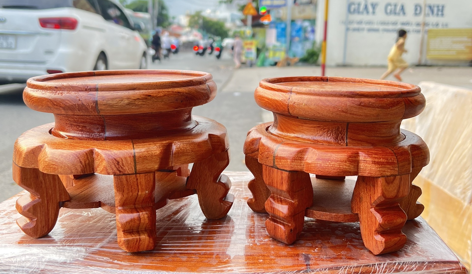 Đôn gỗ hương đế gỗ tròn kê tượng và đồ thờ cúng 2 cỡ