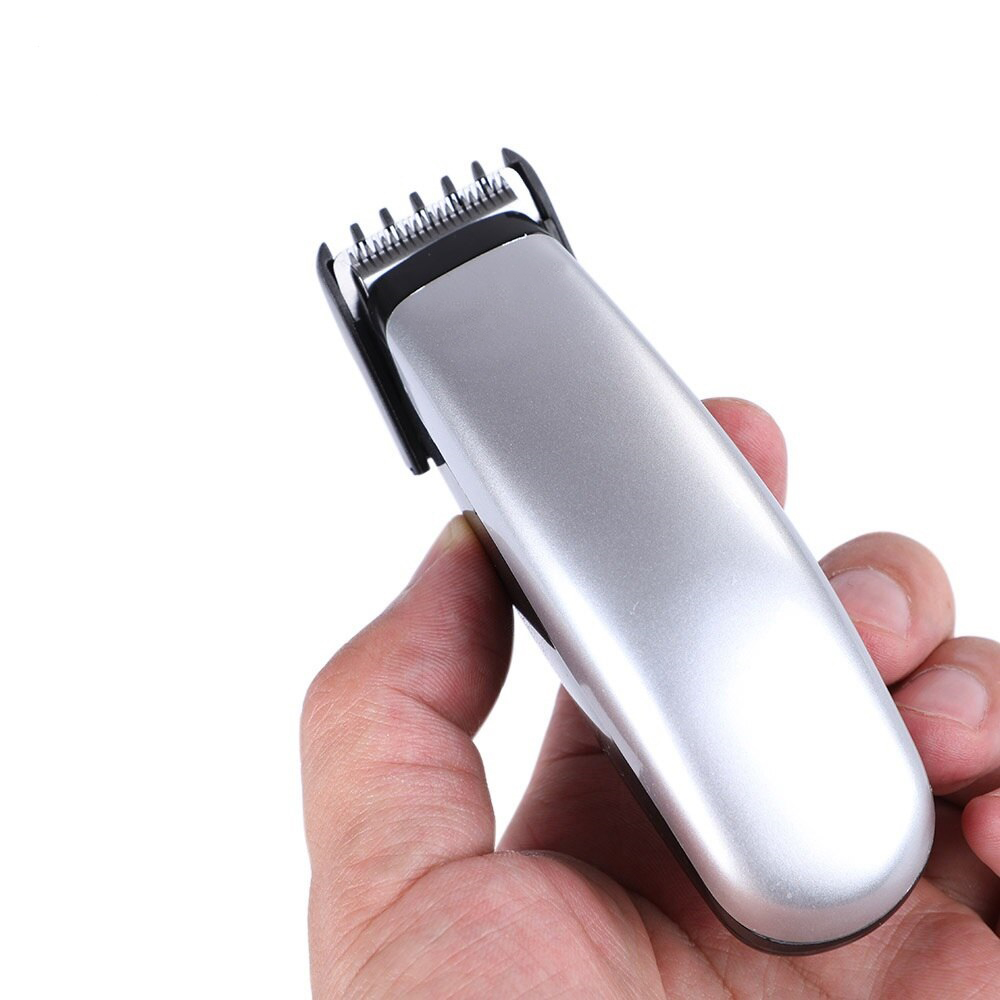 Tông Đơ Mini Cắt Tỉa Râu, Tóc,Tỉa Lông Vùng Kín, Nhỏ Gọn,Vệ Sinh, An Toàn, Tiện Lợi Du Lịch KM 666 Tặng Kèm 2 Pin