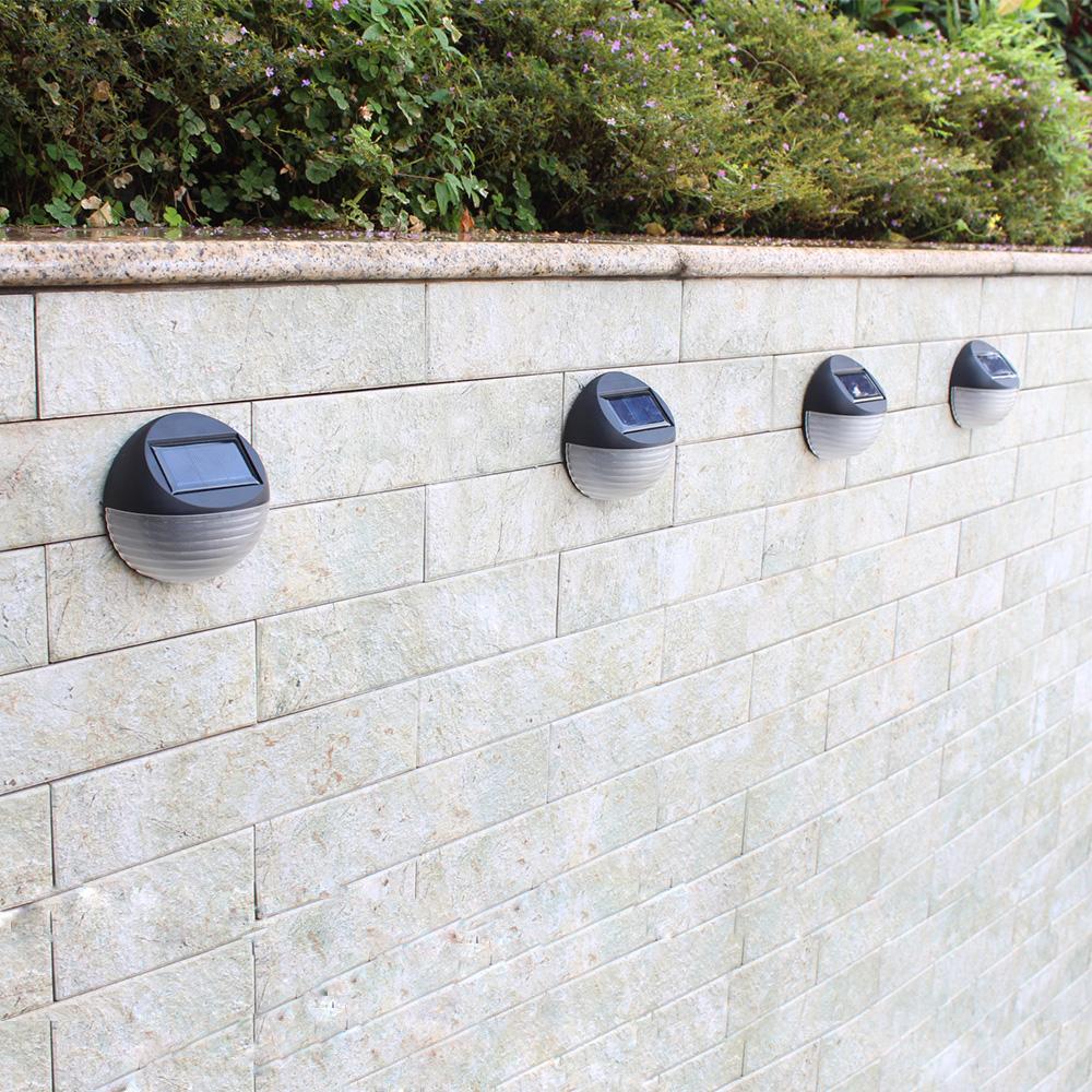 Đèn tường sử dụng năng lượng mặt trời Tích hợp 6 đèn LED, độ sáng cao Chống nước IP65 được làm bằng vật liệu chất lượng cao