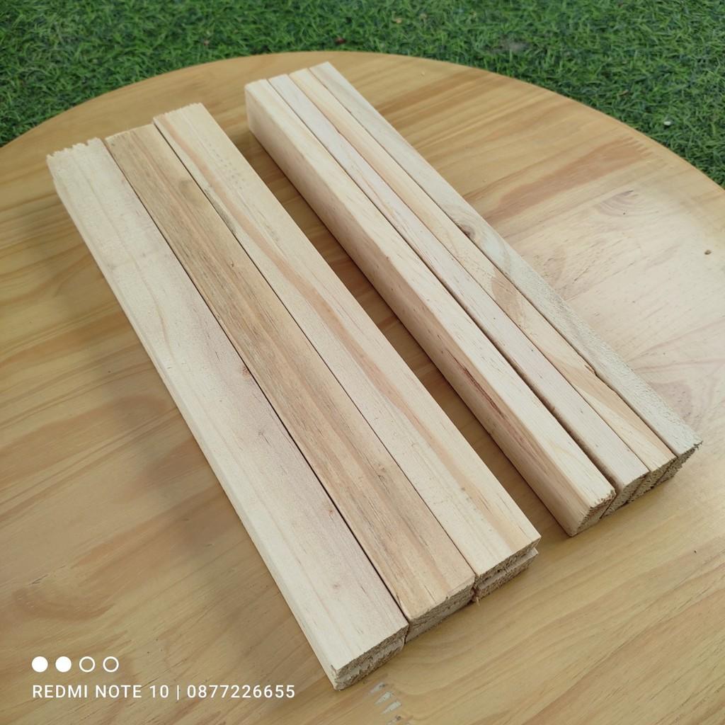 10 Nan gỗ thông 1,2/1.5 x 3/4 x 20/30/40cm chà nhám mịn tự decor ( Gỗ Mới )