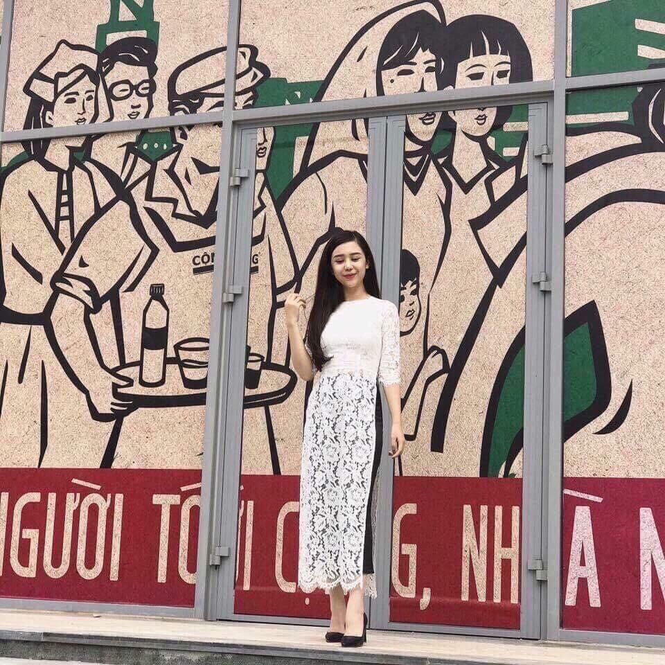 Aó dài truyền thống ren cao câp 2019