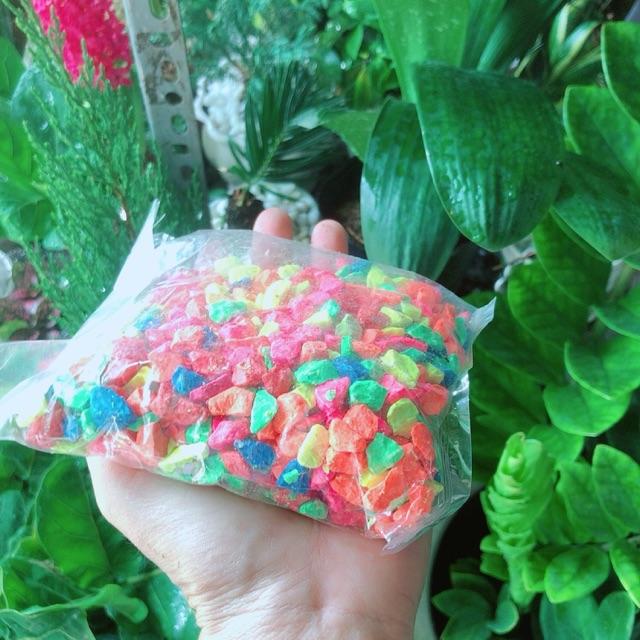 Sỏi màu trang trí
