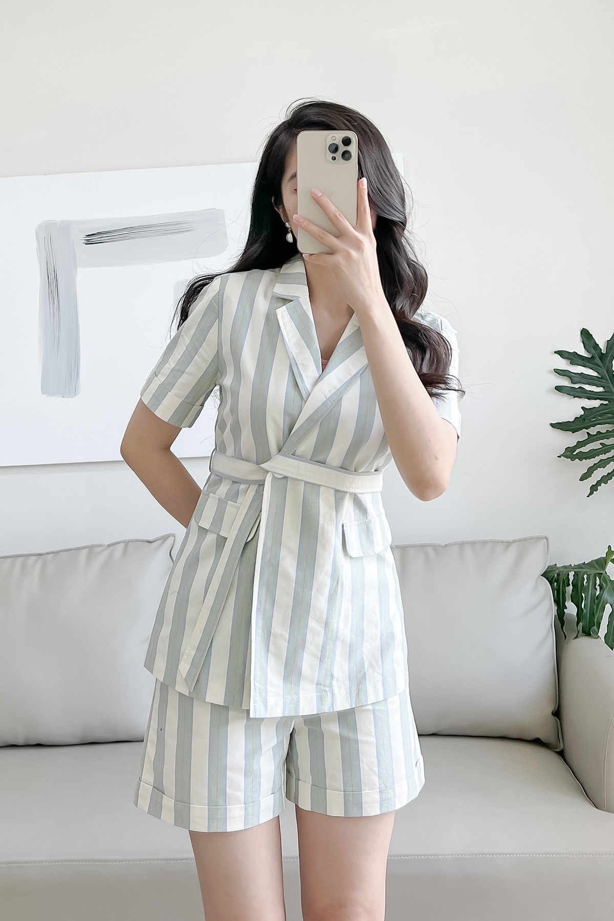Quần shorts basic gấu lơ vê TSX0522 Vienne Tran V64S21H010