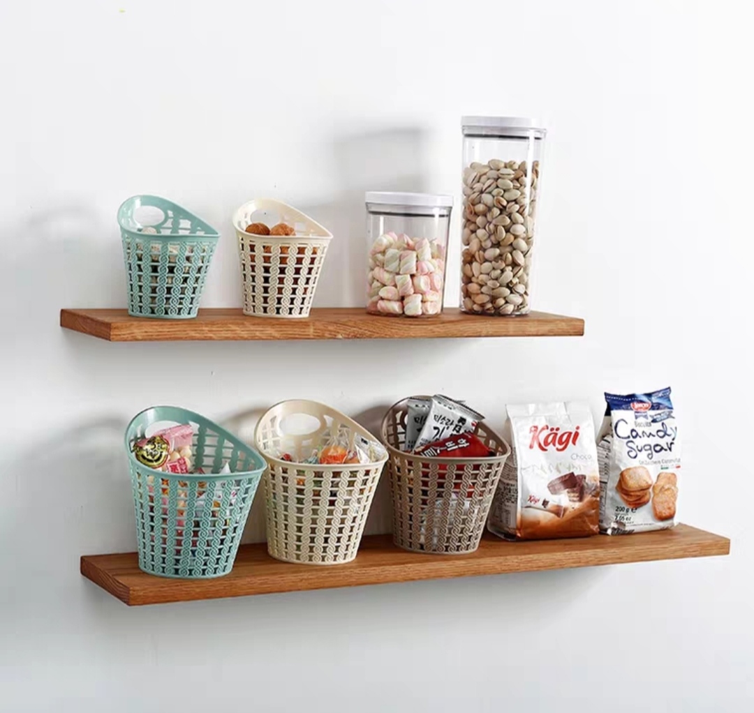 Giỏ Nhựa Giả Mây Đựng Đồ Dùng, Vật Dụng Đa Năng - màu ngẫu nhiên - 17x17,5