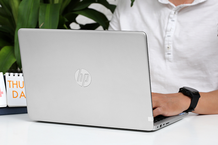 Laptop HP 348 G7 9PG83PA (Core i3-8130U/ 4 GB DDR4 2666 MHz/ SSD 256GB NVMe PCIe/ 14 FHD/ Win10) - Hàng Chính Hãng