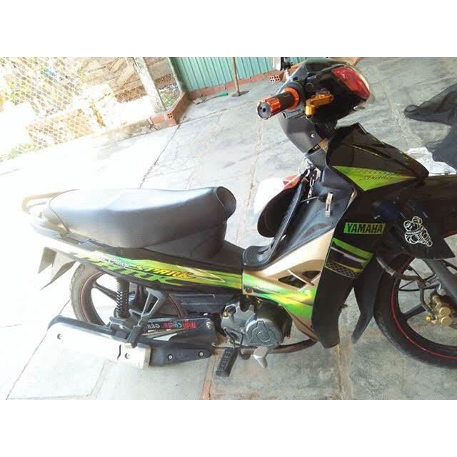 Tem sirius 110 spark xanh đen crom