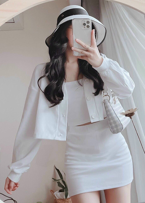 Set Áo Croptop Chân Váy Kèm Áo Thun Lót Trong