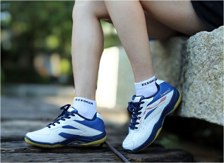 Giày cầu lông Kawasaki chính hãng K096 cho cả nam và nữ màu trắng xanh - tặng tất thể thao bendu