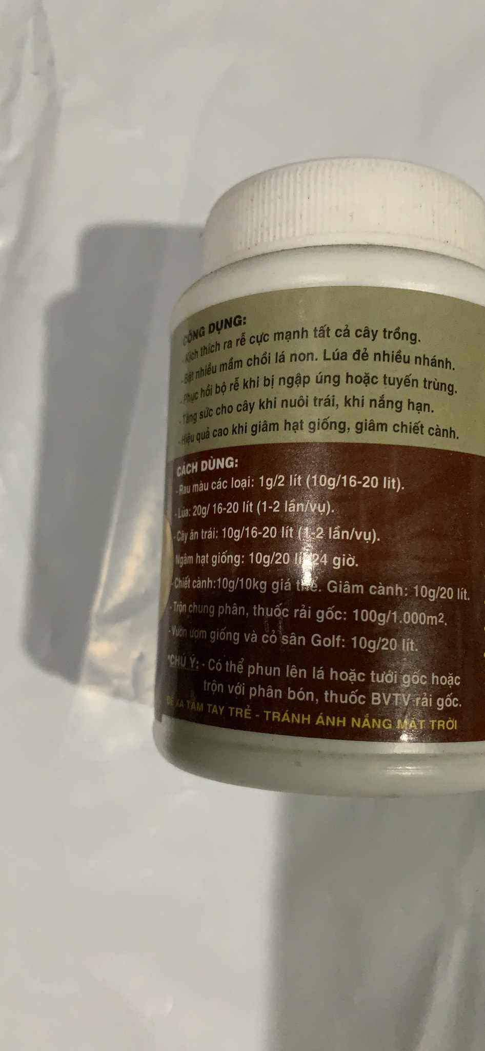 Phân Bón Rễ NUTRI FOR ROOTS Kích Thích Ra Rễ Cực Mạnh hũ 100g