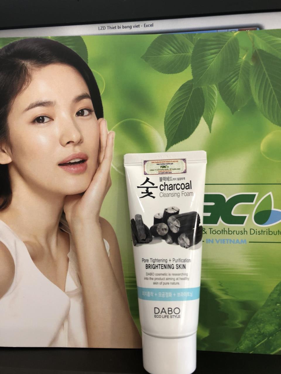 Sữa rửa mặt than thanh lọc, sạch sâu bã nhờn Dabo 3 in 1 Hàn Quốc 60ml