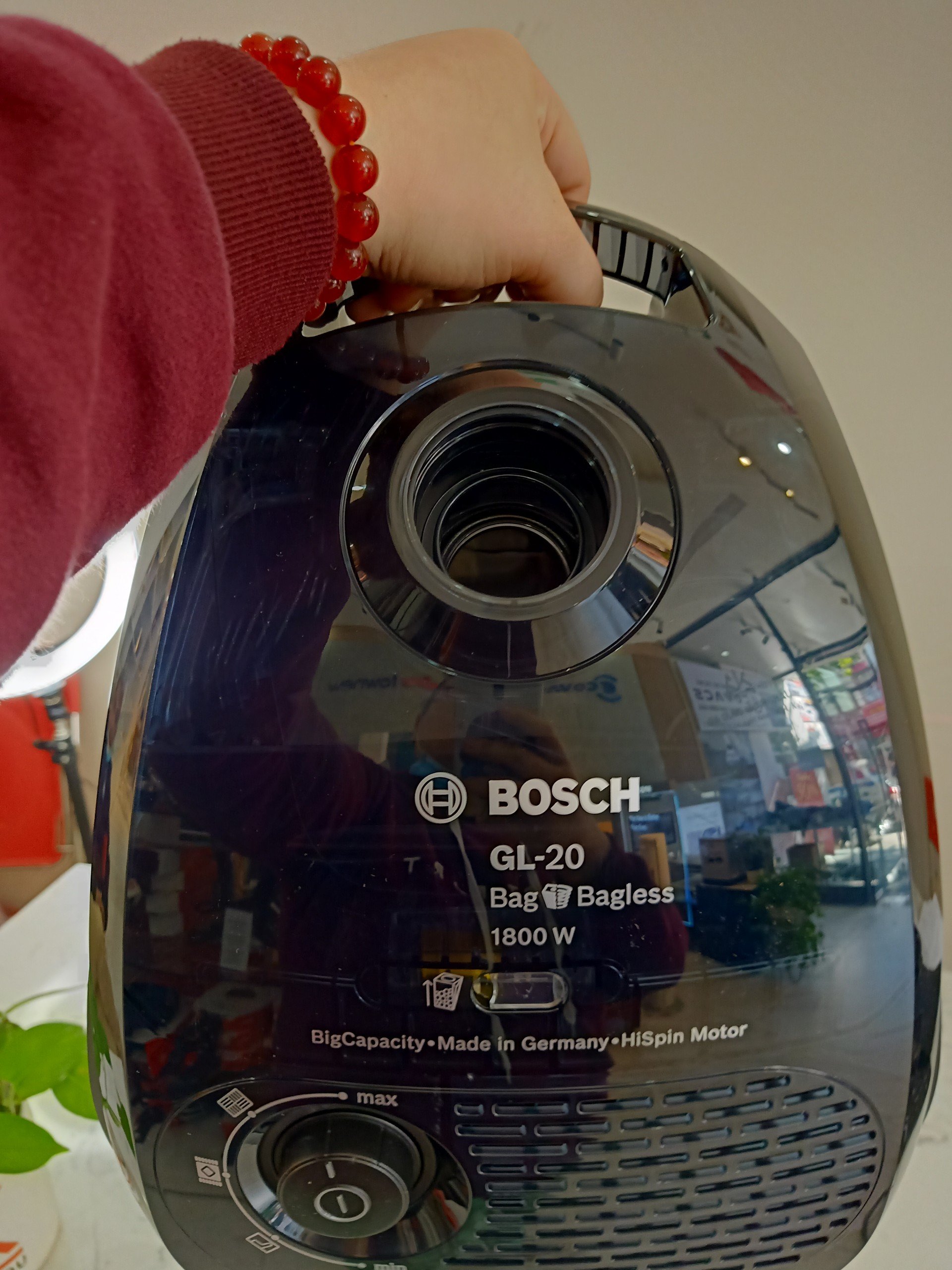 Máy hút bụi Bosch BGL2UA2018 GL-20 - SX tại Ba Lan - Hàng chính hãng