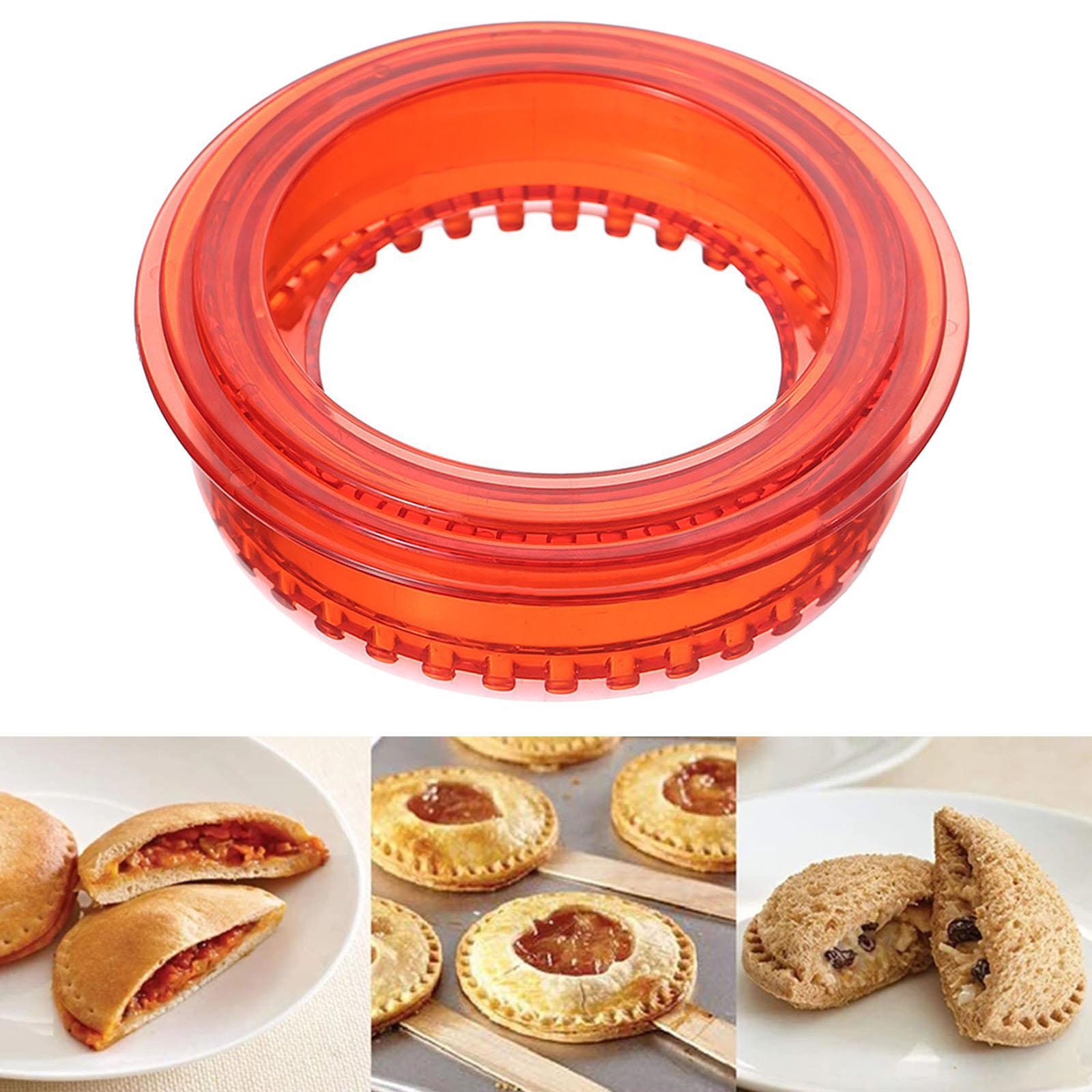 2x DIY Creative Sandwich Cutter and Sealer Cookie Cutters for Boys Lunchbox