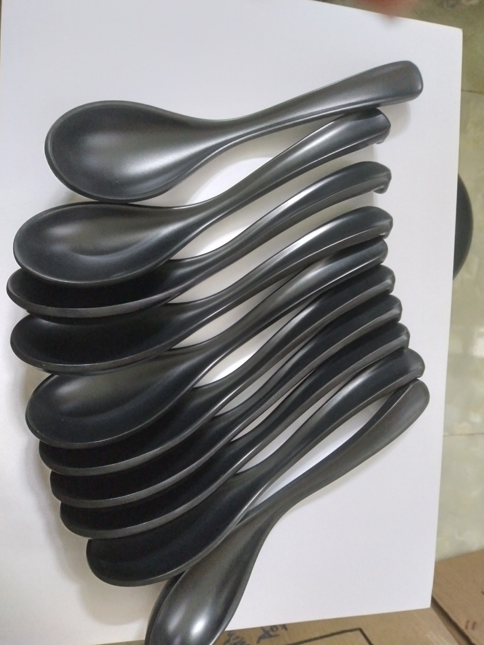 Bộ 10 muỗng cơm,súp, phở nhựa Melamine nhám đen Size 17cm