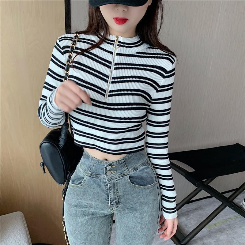 Áo thun dệt kim tay dài hoạ tiết kẻ sọc phối khoá kéo thiết kế thanh lịch