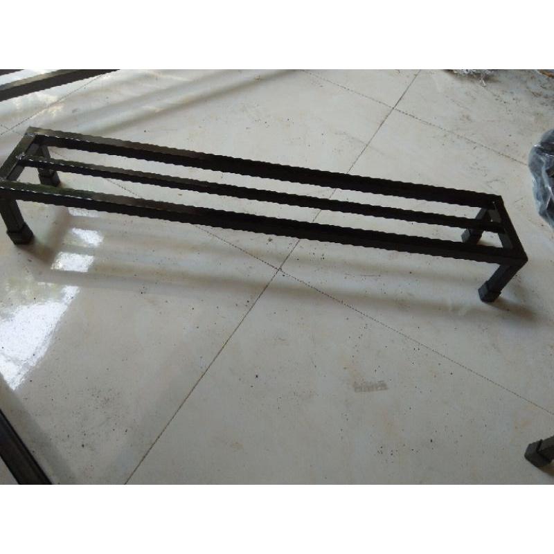 Kệ kê chậu hoa, cây cảnh- Dài 80cm. Rộng 15. Cao 10cm.Hộp thép vuông 20x20mm.1nan phụ