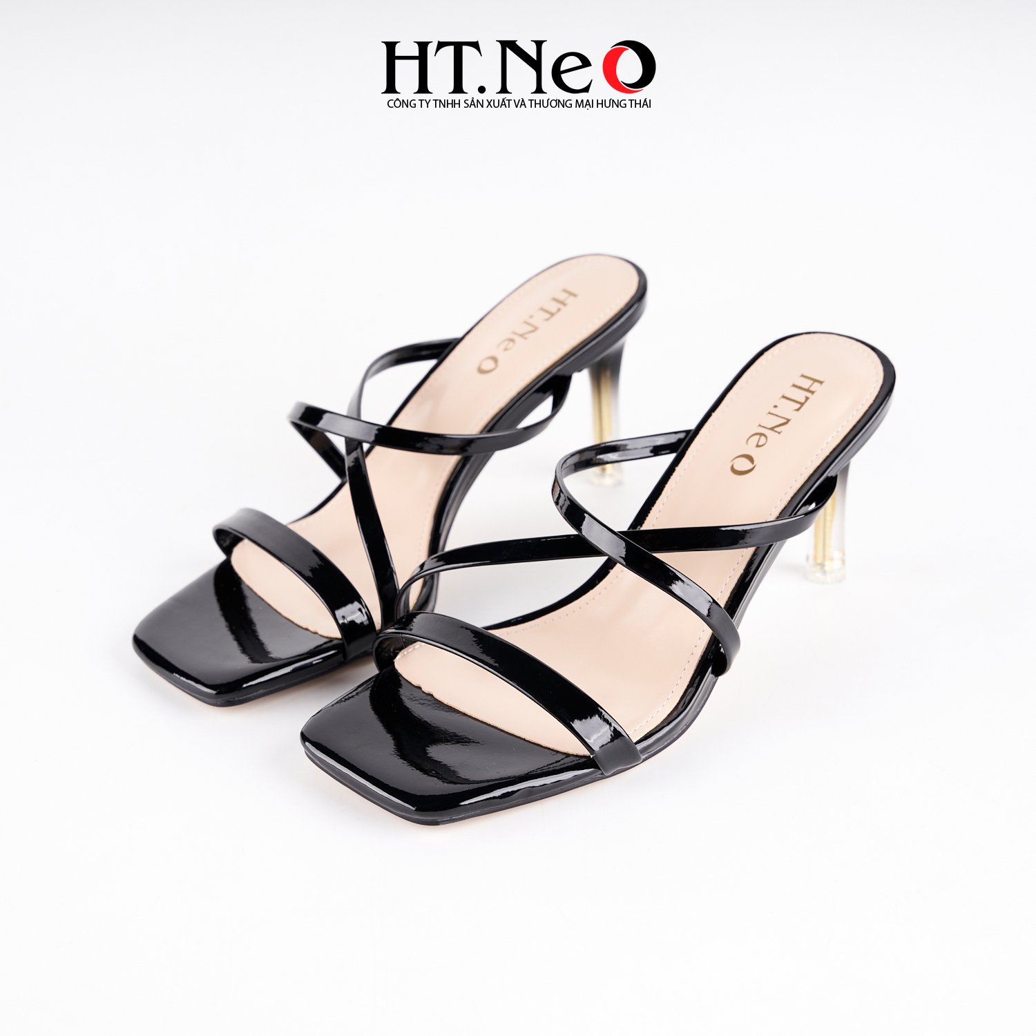 Sandal nữ HT.NEO da với thiết kế dây mảnh chéo trẻ trung, gót nhọn 8p SDN168 mang lại vẻ đẹp nhẹ nhàng, nữ tinh, thanh thoát