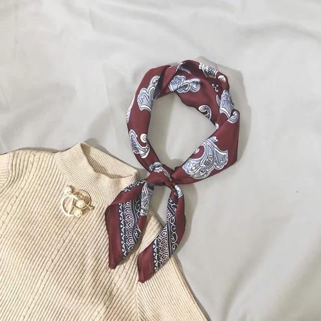 Khăn bandana lụa vuông size 60x60cm - Maben