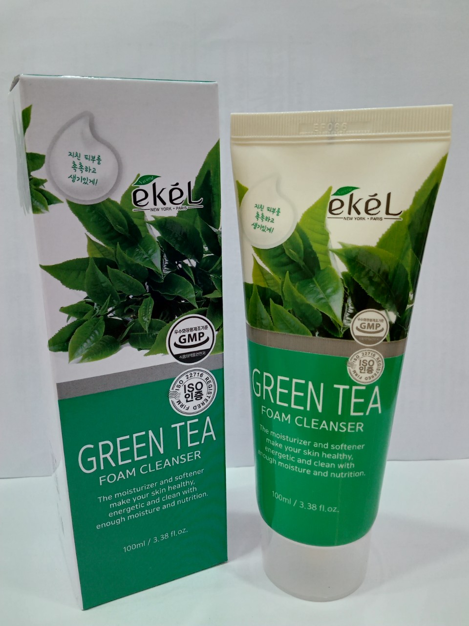 Sữa rửa mặt Trà Xanh - Ekel Foam Cleanser Green Tea 100ml (Tặng 2 mặt nạ Jant Blanc)