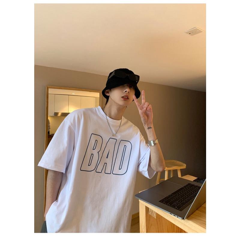 Áo thun tay lỡ BAD trước ngực dáng rộng unisex