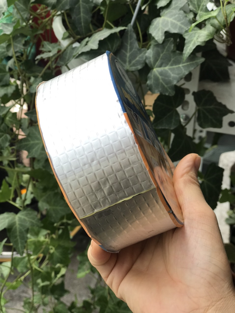 Băng Keo chống thấm, chịu nhiệt vá nứt trần nhà, tường, mái tôn, bể nước, ống nước, xô, chậu, bể bơi, kính ...TH bản 5cm