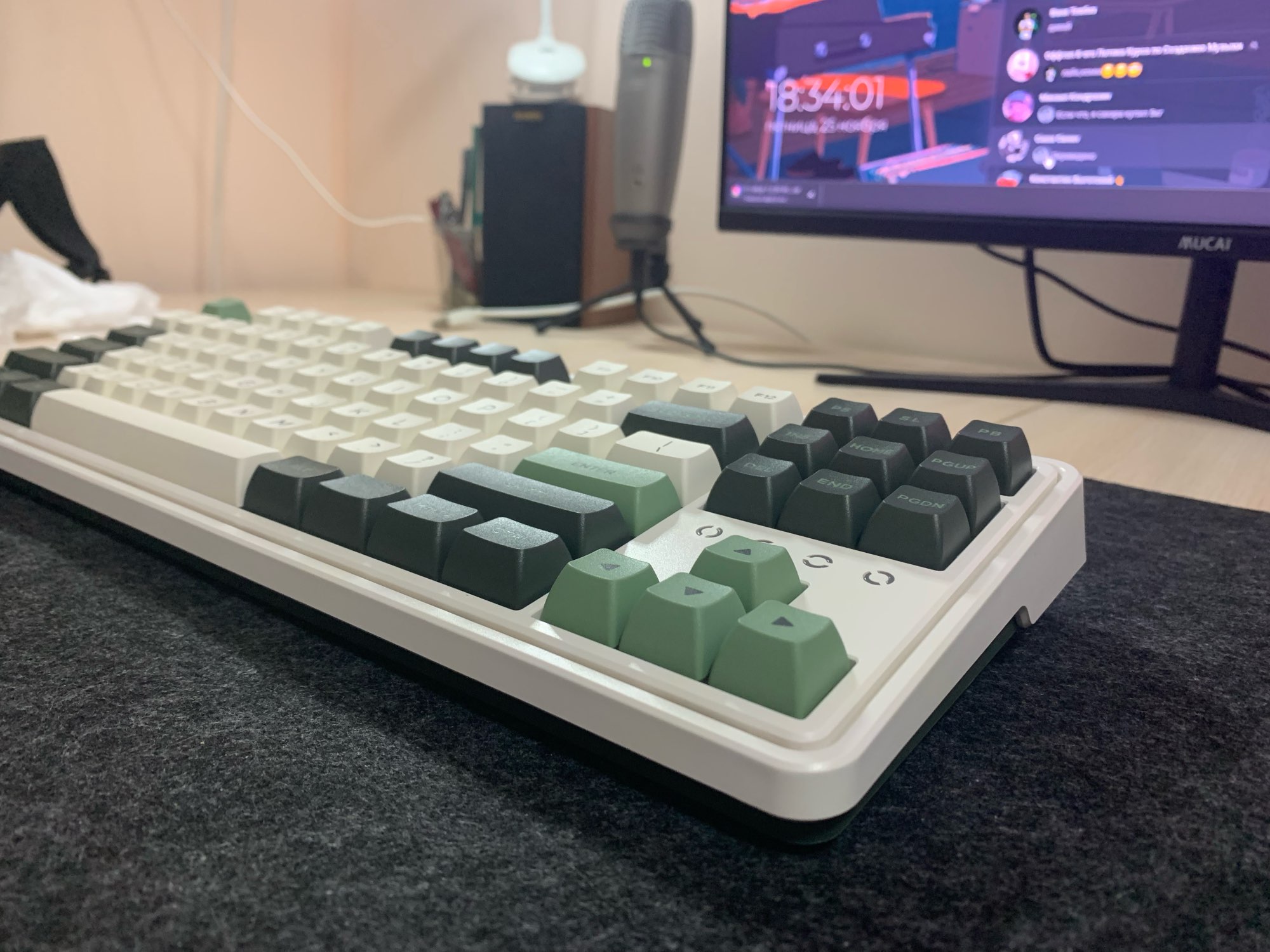 Bàn phím máy tính FL-Esports CMK87SAM Tropical Forest 3 Mode _Mới, hàng chính hãng