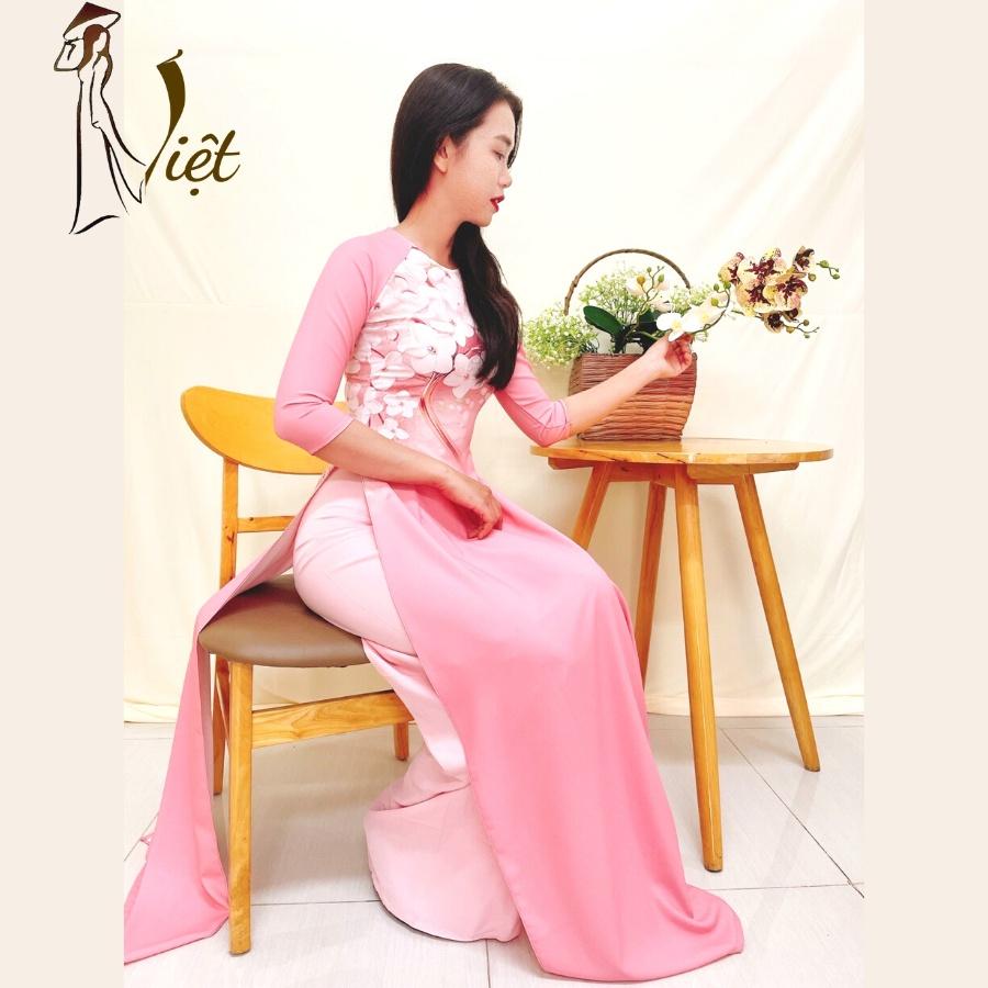 Áo dài hoa ngực màu hồng in 3D cổ tròn tay lỡ truyền thống may sẵn lụa mỹ cao cấp