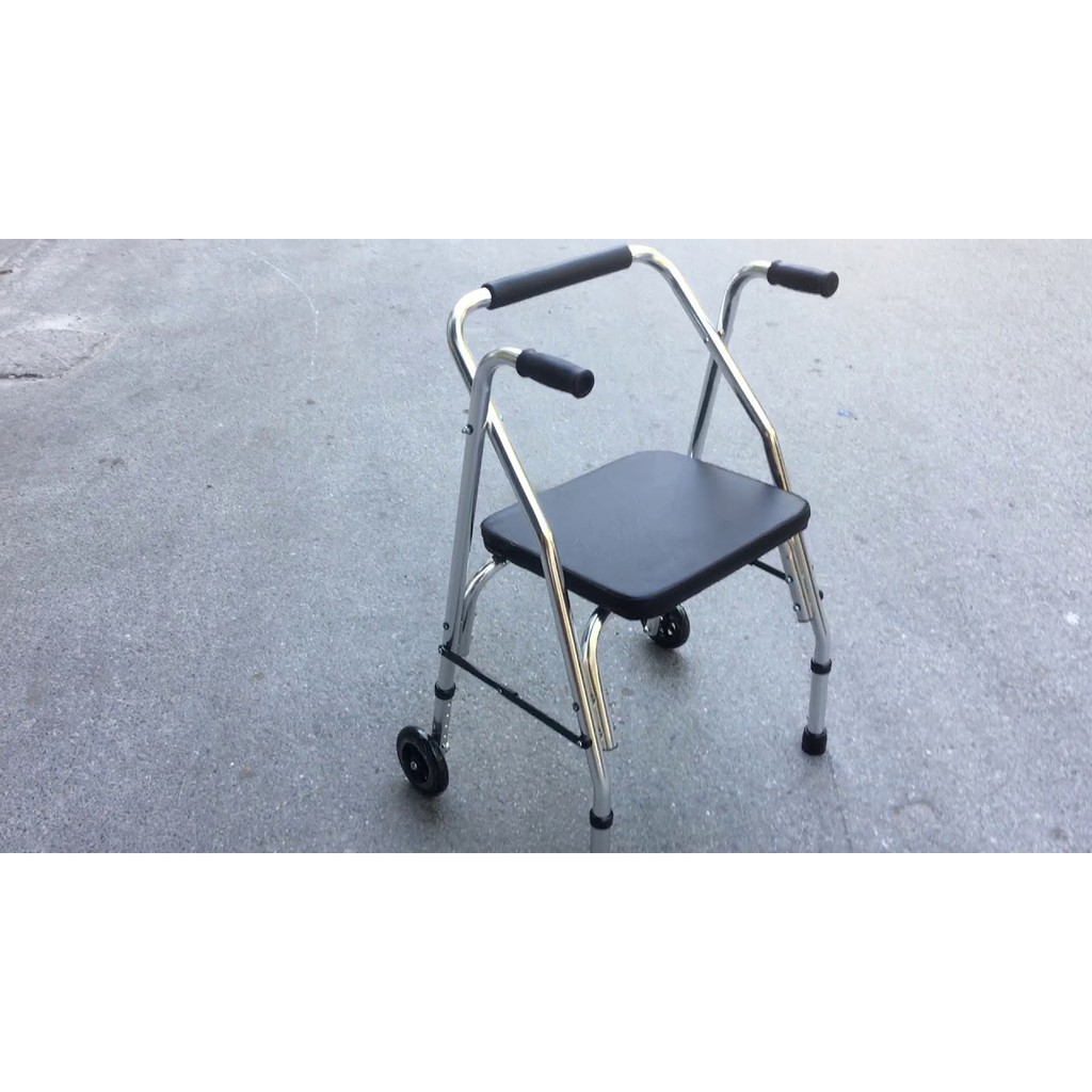 Khung tập đi có ghế ngồi Lucass W9