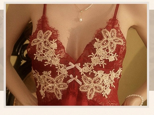vay-satin-thiet-ke-ren-hoa-blingerie