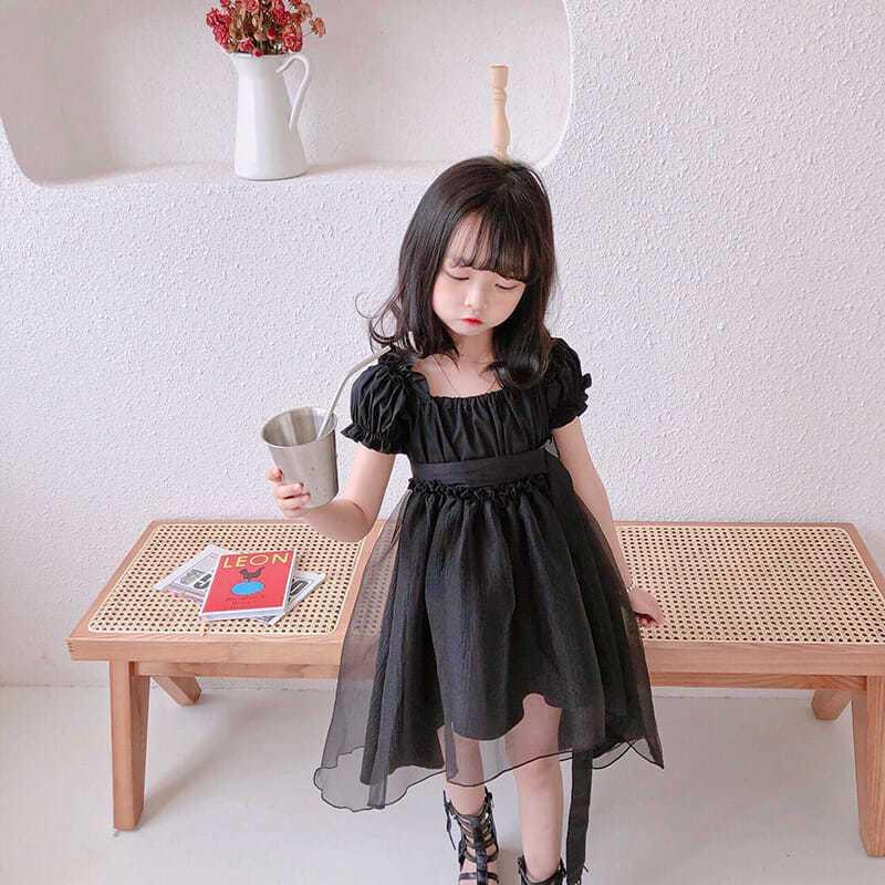 DONGSHOP HOT Cô gái công chúa váy 2021 mùa hè trẻ em màu đen retro khí chất tuxedo đầm đầm cổ tích đầm