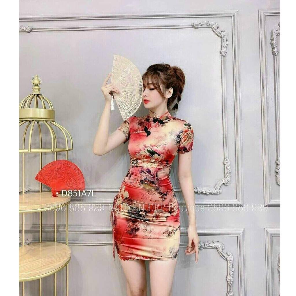 Đầm body cổ tàu hoạ tiết hoa xịn xò