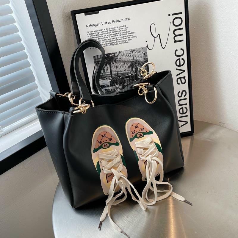 Túi Tote Da Hình Giày Dễ Thương