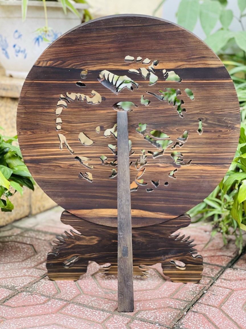 Đĩa trang trí phong thủy chạm khắc tứ linh bằng gỗ mun hoa siêu đẹp kt mặt tròn 40×3cm