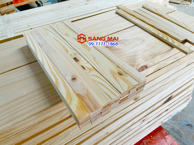 Thanh gỗ thông dày 1cm x 3cm x dài 50cm + láng mịn 4 mặt