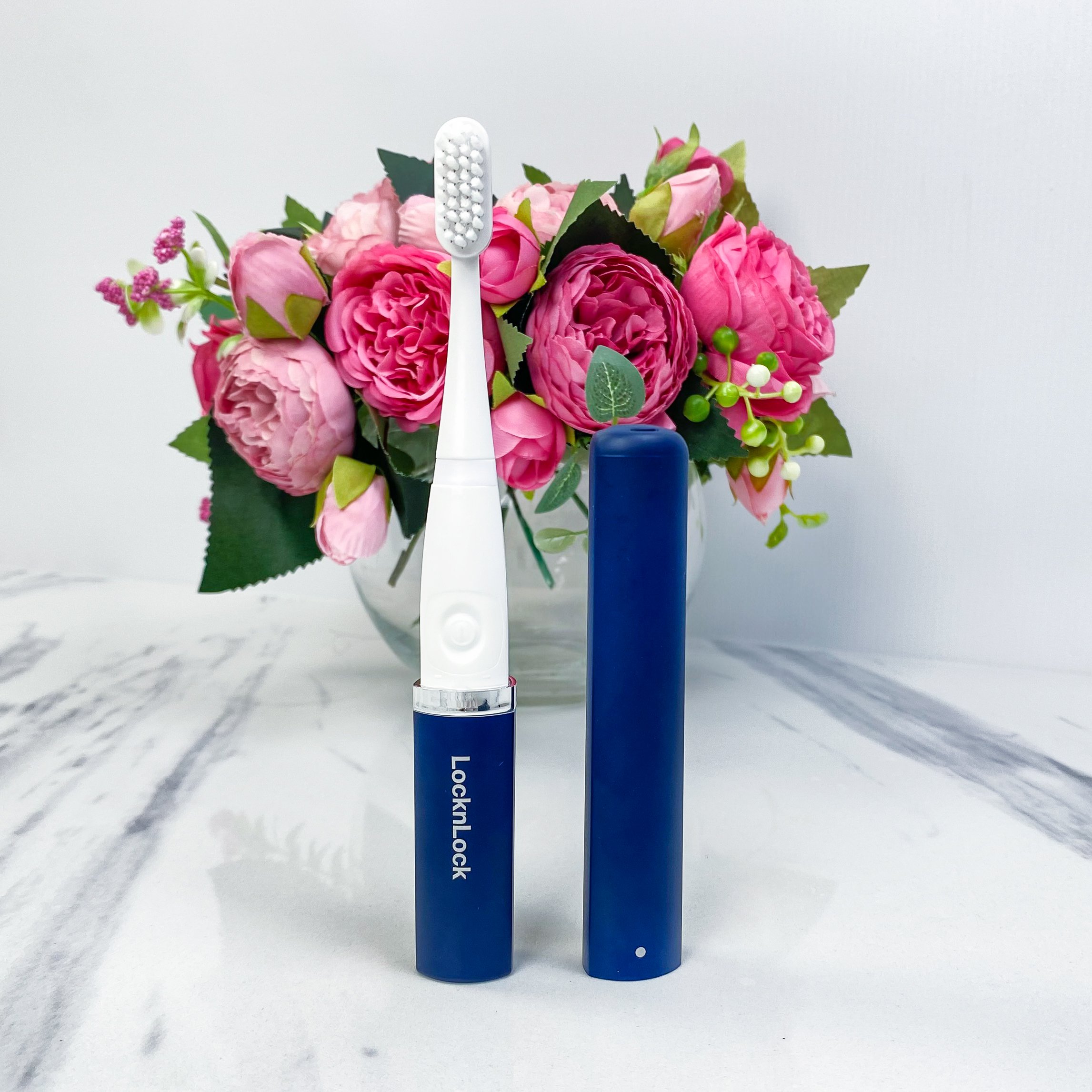 Bàn chải đánh răng điện Locknlock Electric Portable Toothbrush ENR344NVY, Hàng chính hãng, thiết kế nhỏ gọn - JoyMall