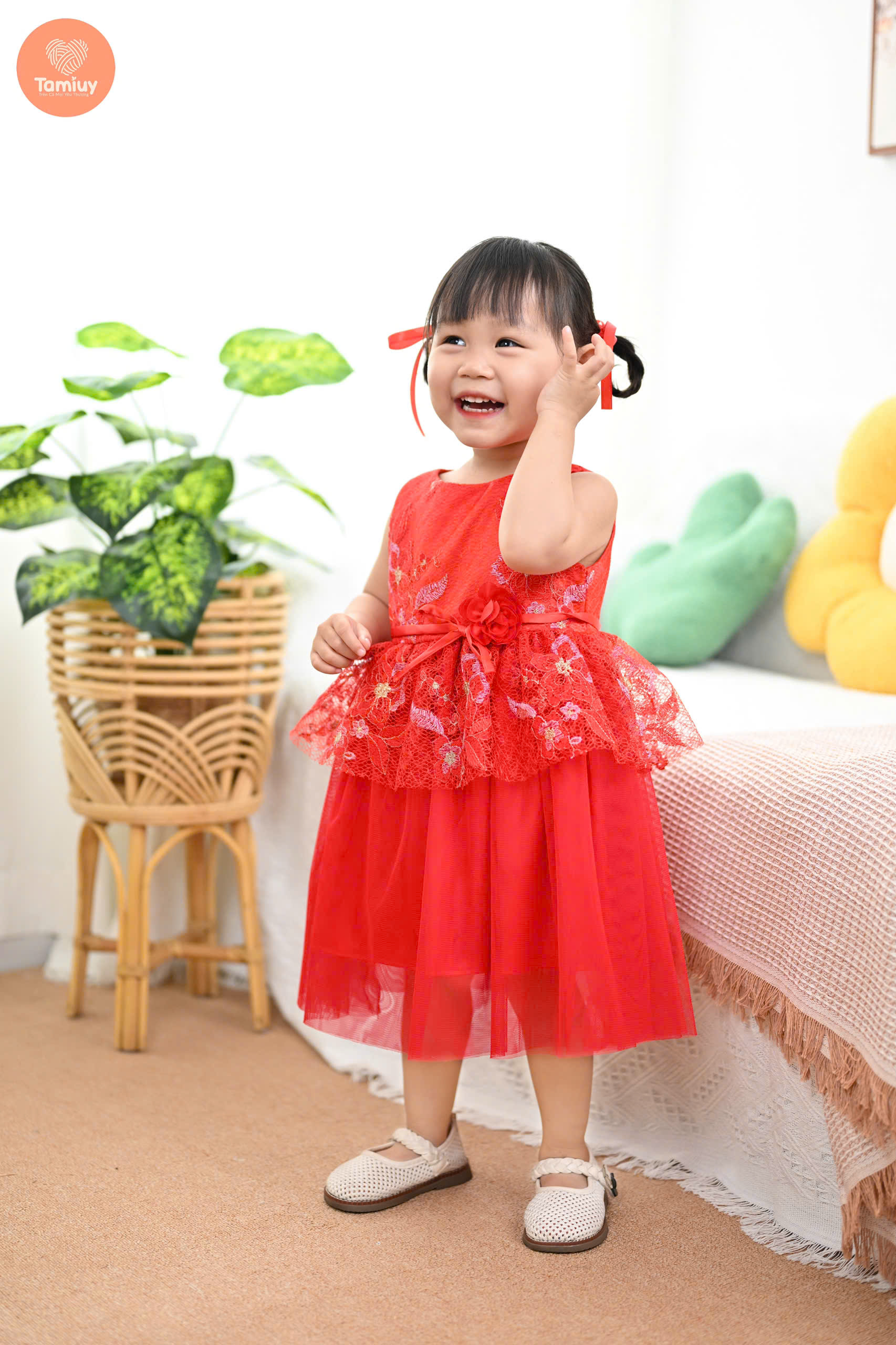 Đầm Công Chúa Tamiuy Ren Màu Trắng 2 Tầng, Đính Hoa Cao Cấp (1-10T)