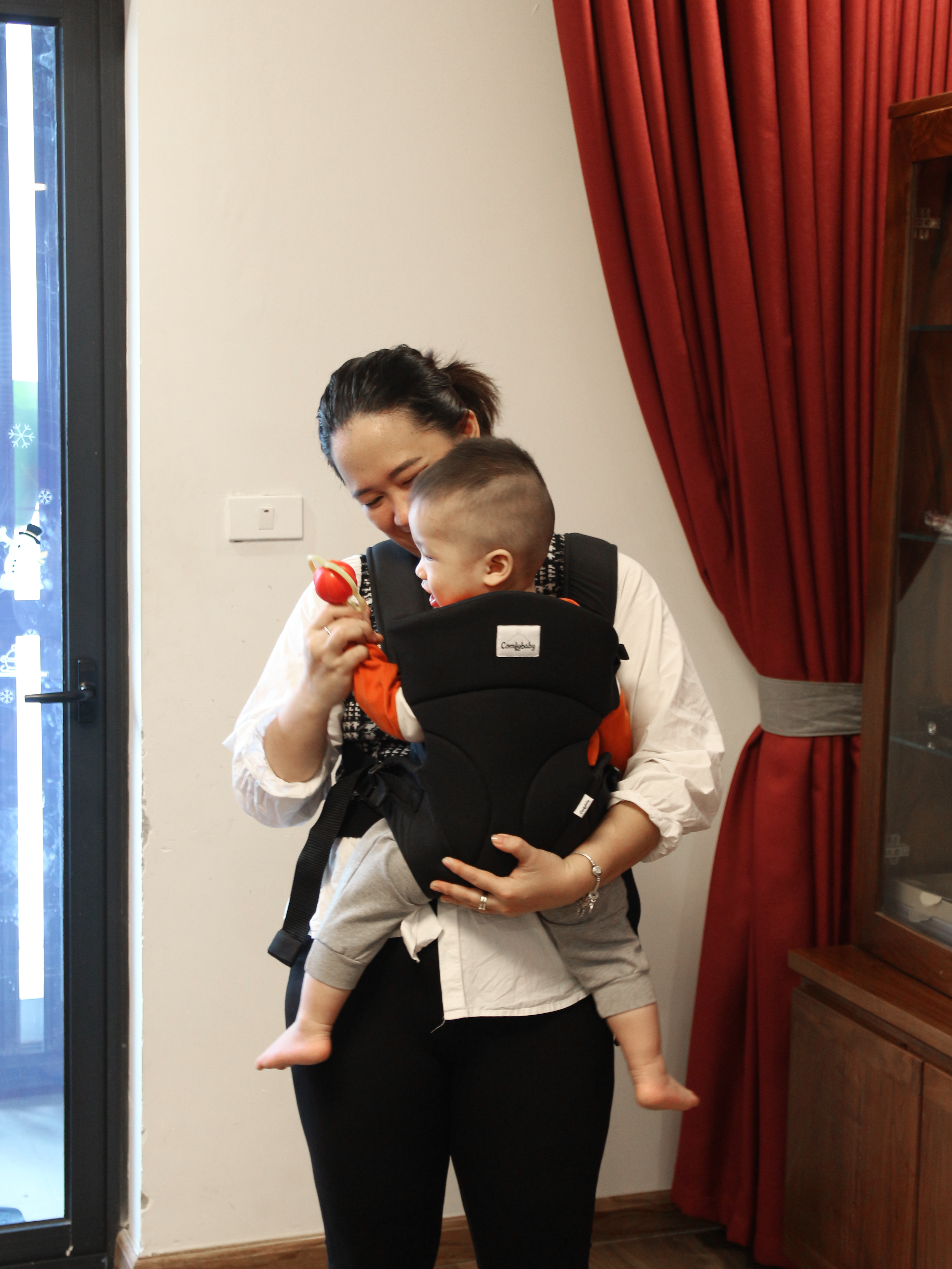 Địu em bé 3 tư thế có đỡ cổ sơ sinh - thoáng khí chống gù cho bé ComfyBaby CF-BK010  - Màu Xám