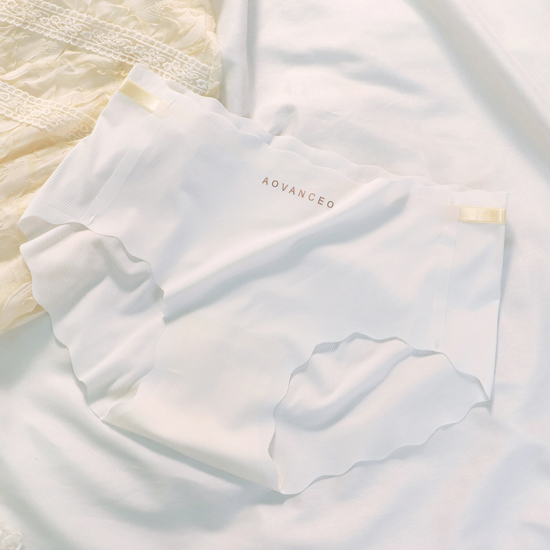 Bộ 5 Quần lót nữ vải cotton gân tăm co giãn, thoáng mát, không viền không đường may chống lộ cao cấp - M &lt;50Kg