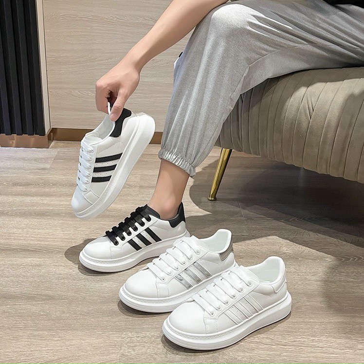 Giày Sneaker Đế Cao Nam Nữ màu trắng sang, đủ size từ 36 đến 43 khâu mũi phối sọc thời trang