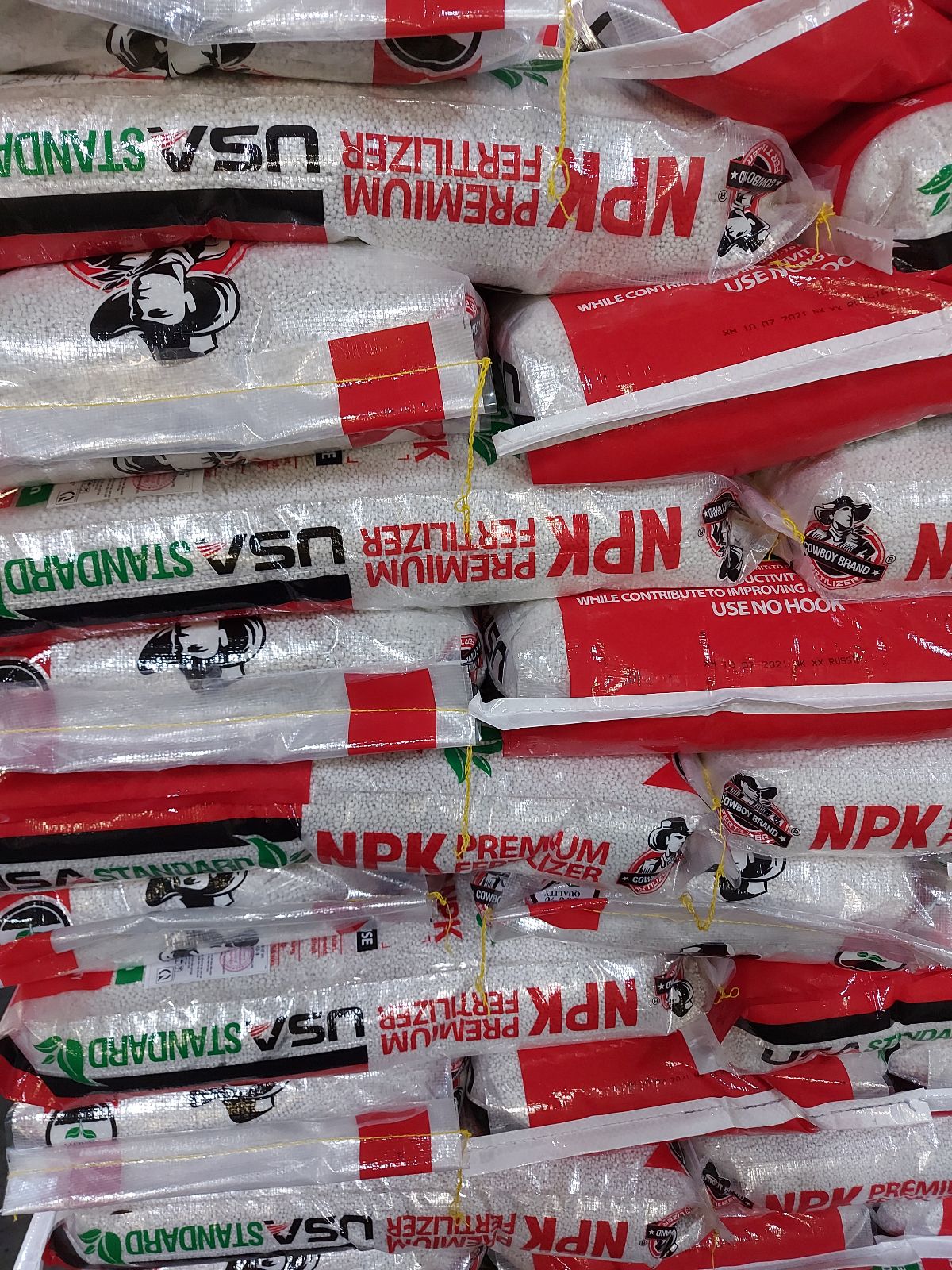Phân bón CowBoy Brand NPK 19-9-19