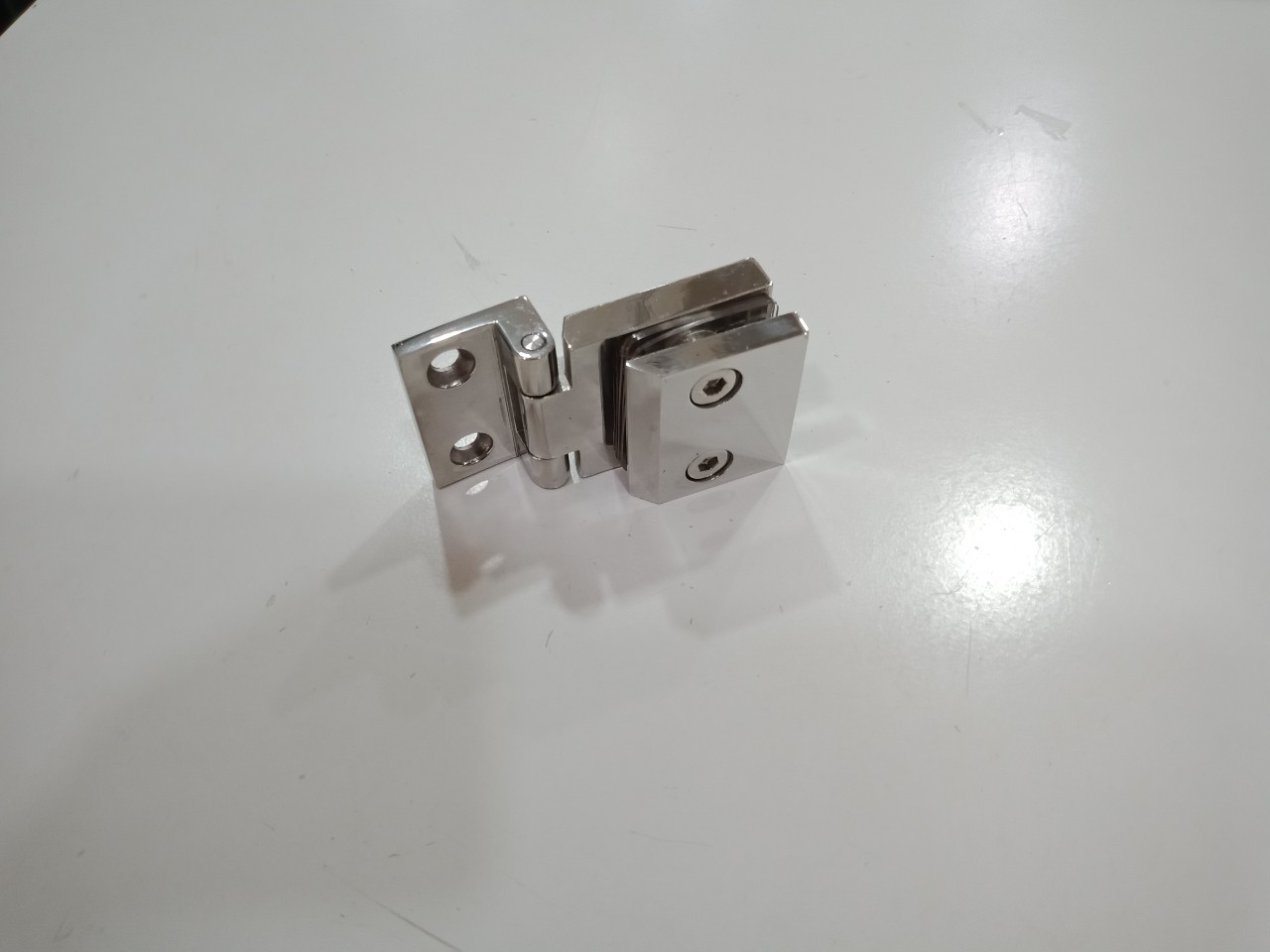 Bản lề kẹp kính 90o-2212