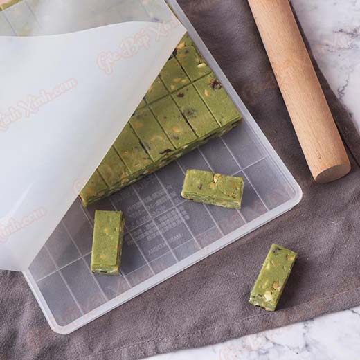 Bánh Nougat - Kẹo Hạnh Phúc Oki Oki Vị Trà Xanh Matcha Ngọt Nhẹ Tự Nhiên Mềm Dẻo Thơm Ngon (240g/Hộp)