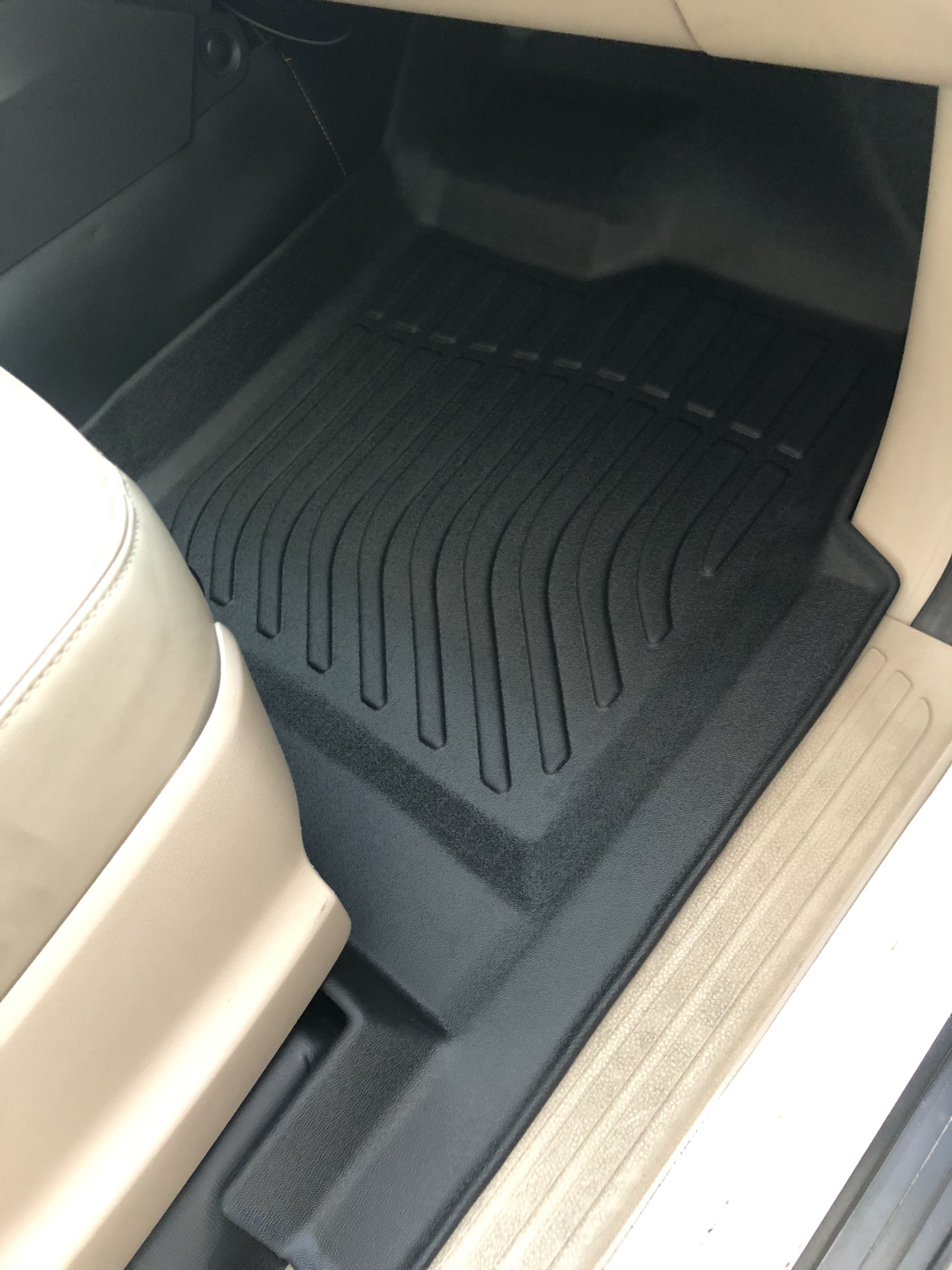 Thảm lót sàn xe ô tô Chevrolet Trailblazer (sd) Nhãn hiệu Macsim chất liệu nhựa TPE cao cấp màu đen