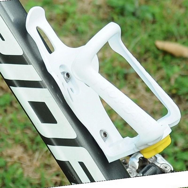 Giá đỡ chai nước bằng nhựa có thể điều chỉnh với 2 vít dành cho xe đạp leo núi